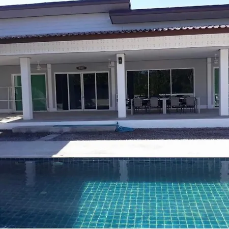 Kongsai Private Poolvilla In Klong Khong Koh Lanta Exterior photo