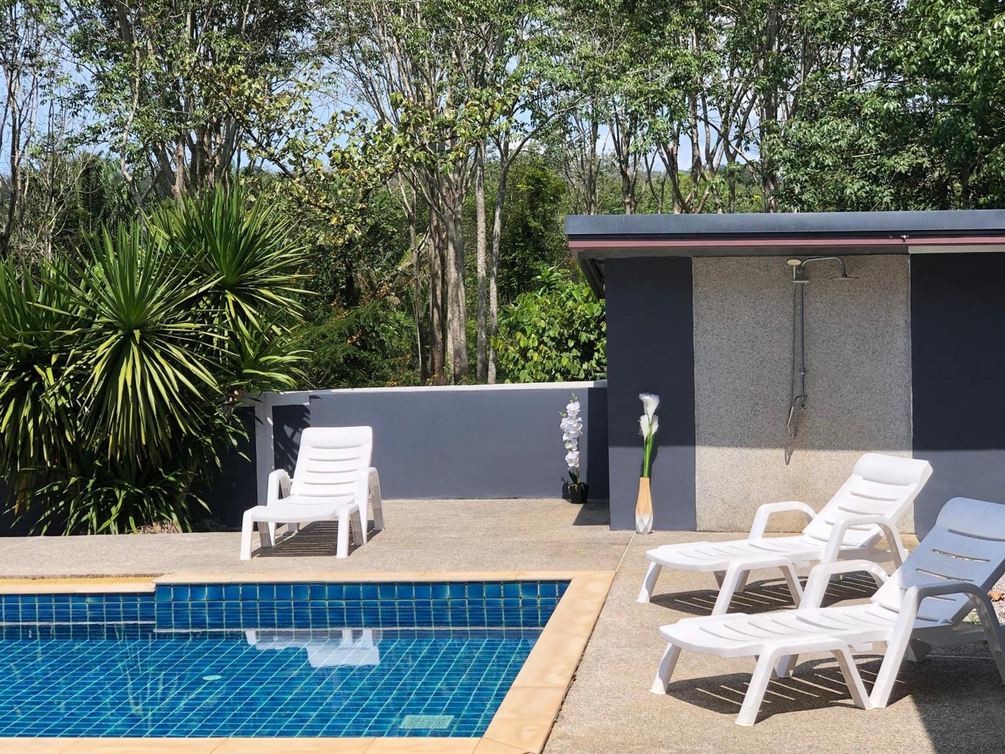 Kongsai Private Poolvilla In Klong Khong Koh Lanta